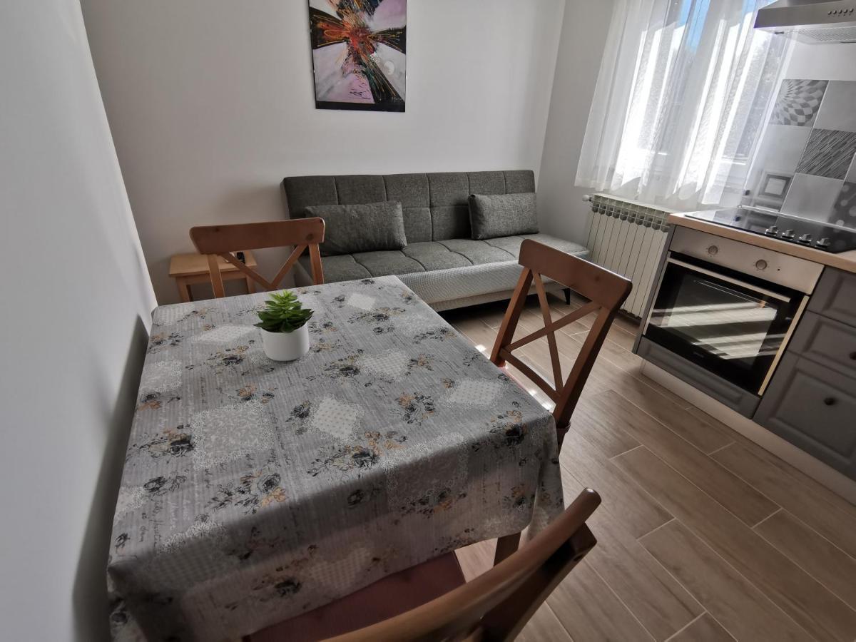 Appartamento Apartman Marijeta Mošćenička Draga Esterno foto